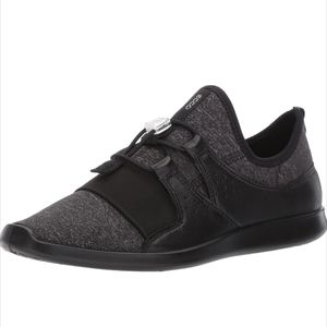 Women's sense elastic toggle fashion sneaker